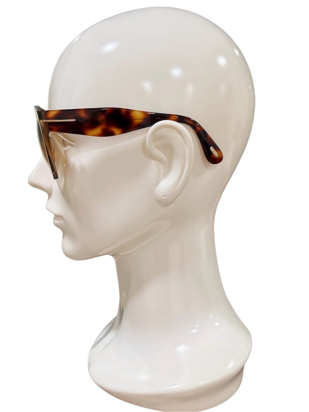 Authentic NWOT Tom Ford oversized 
 sunglasses with brown gradient lenses - Picture 7 of 11